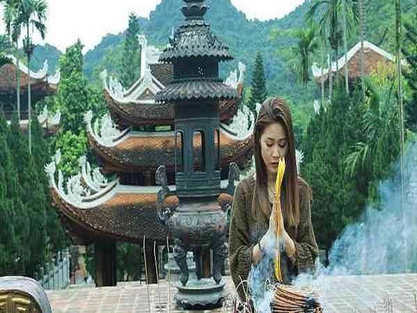 Nằm mơ thấy chùa đánh con gì?